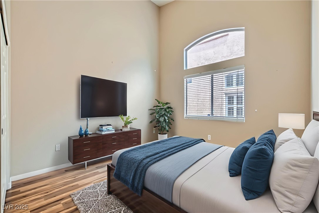 9622 Emeraude Avenue