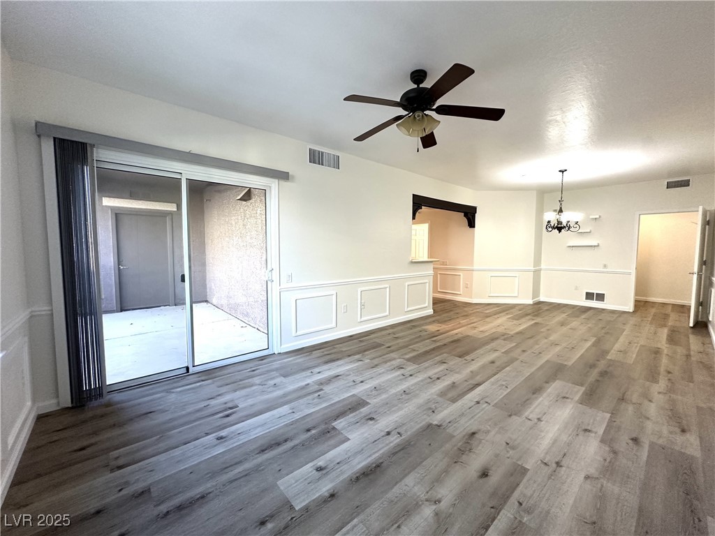 6868 Sky Pointe Drive 1118