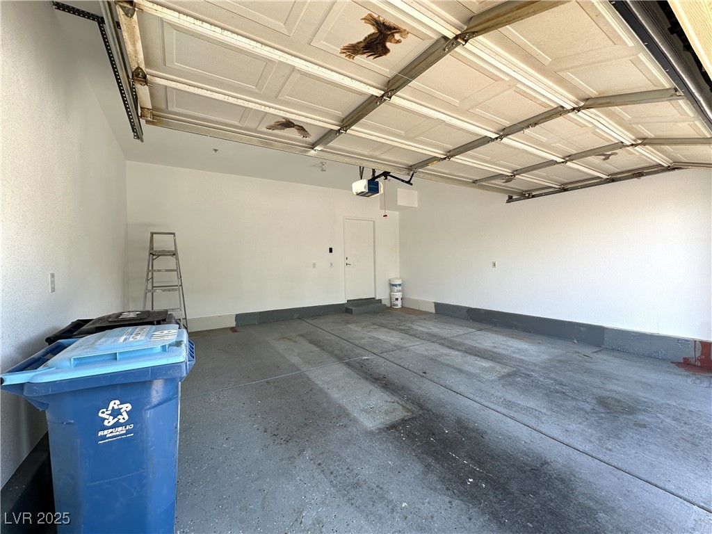 6868 Sky Pointe Drive 1118