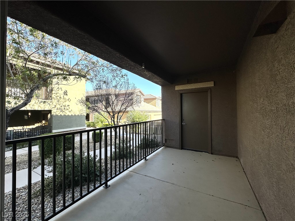 6868 Sky Pointe Drive 1118