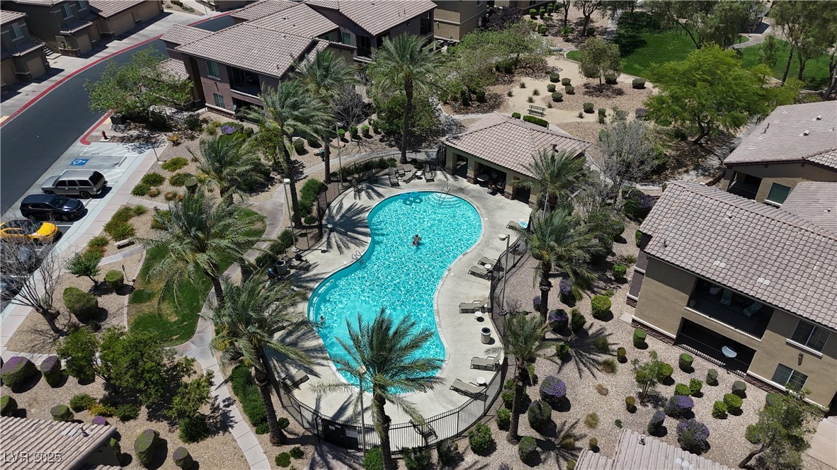 6868 Sky Pointe Drive 1118