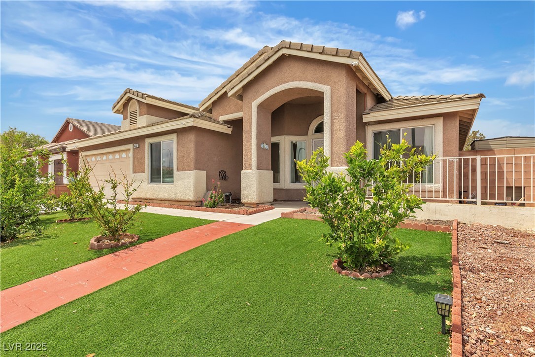 4537 Colonial Canyon Street