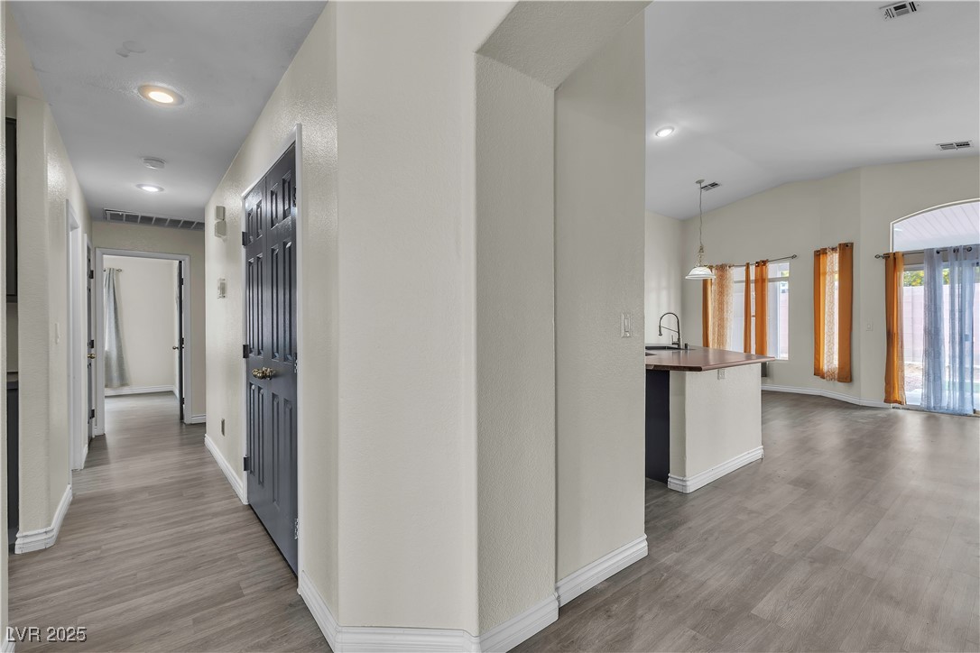 4537 Colonial Canyon Street