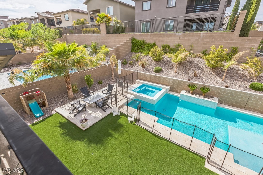 12356 Notch Trail Avenue