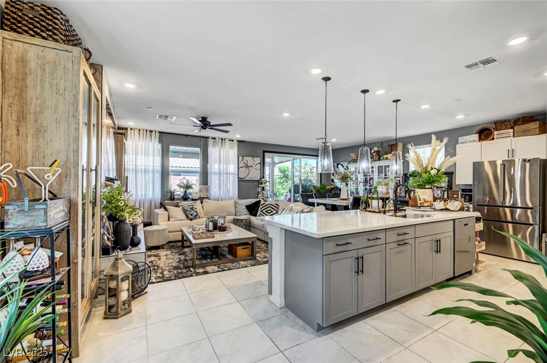 10860 Trail Mark Avenue