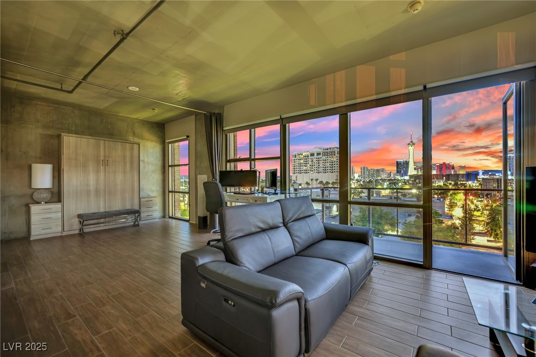 353 East Bonneville Avenue 626