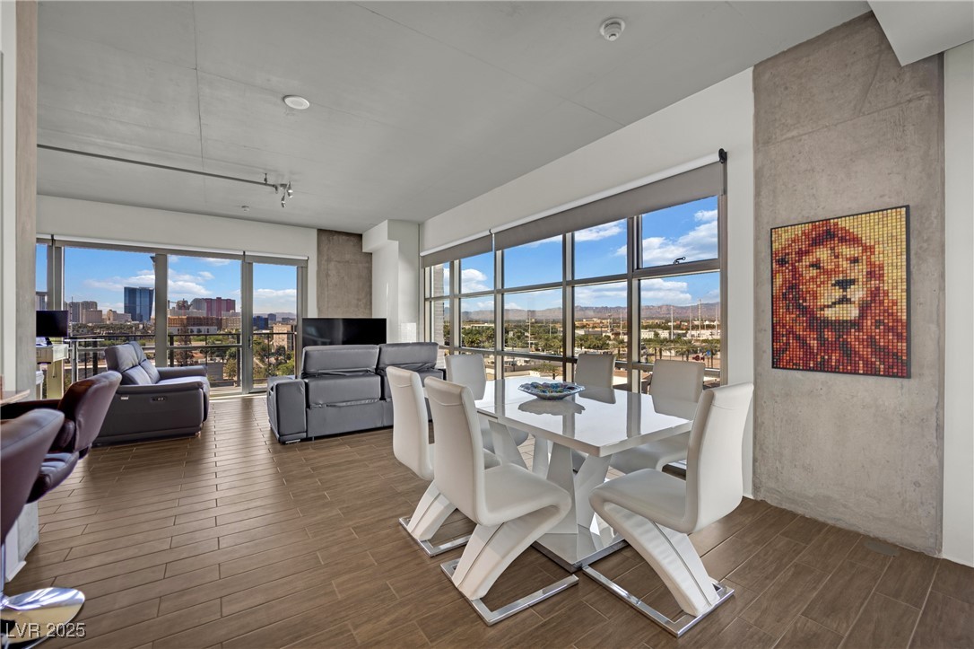 353 East Bonneville Avenue 626