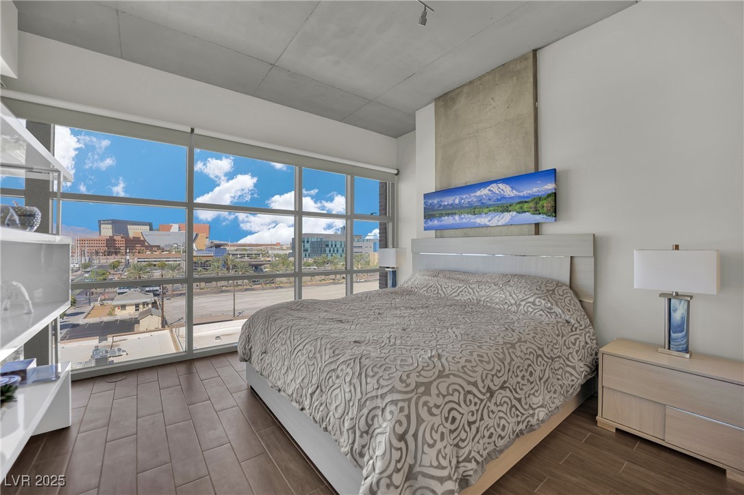 353 East Bonneville Avenue 626