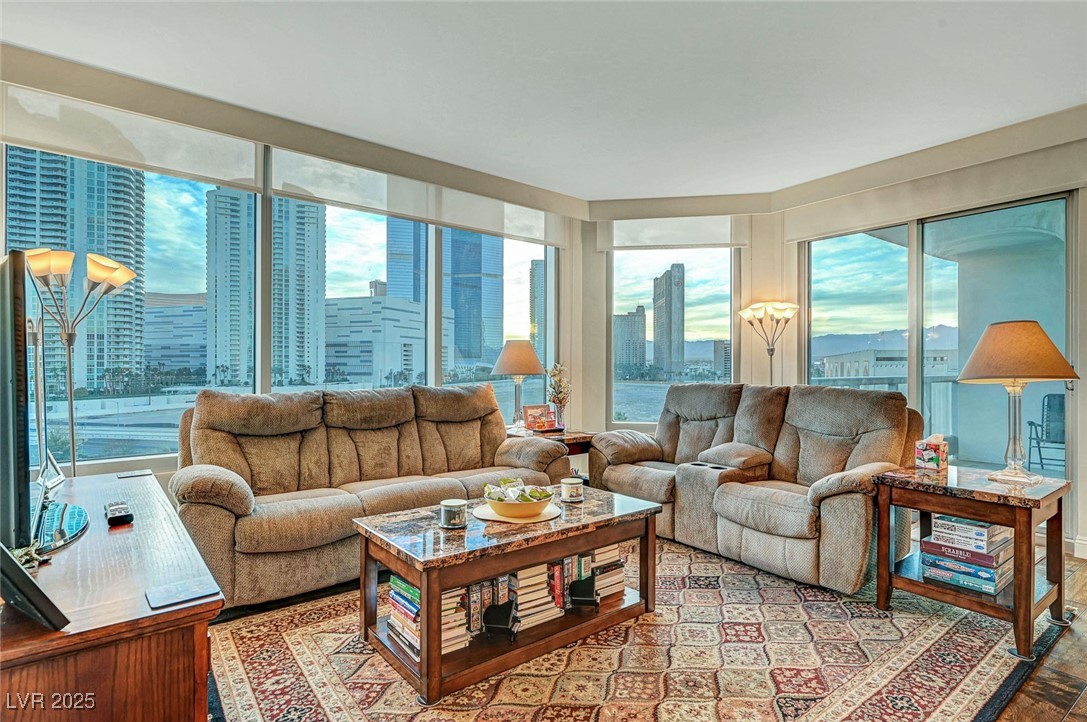 222 Karen Avenue 601