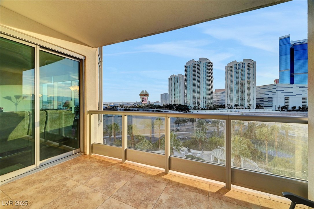 222 Karen Avenue 601