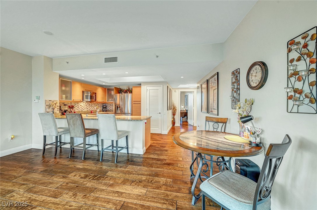 222 Karen Avenue 601