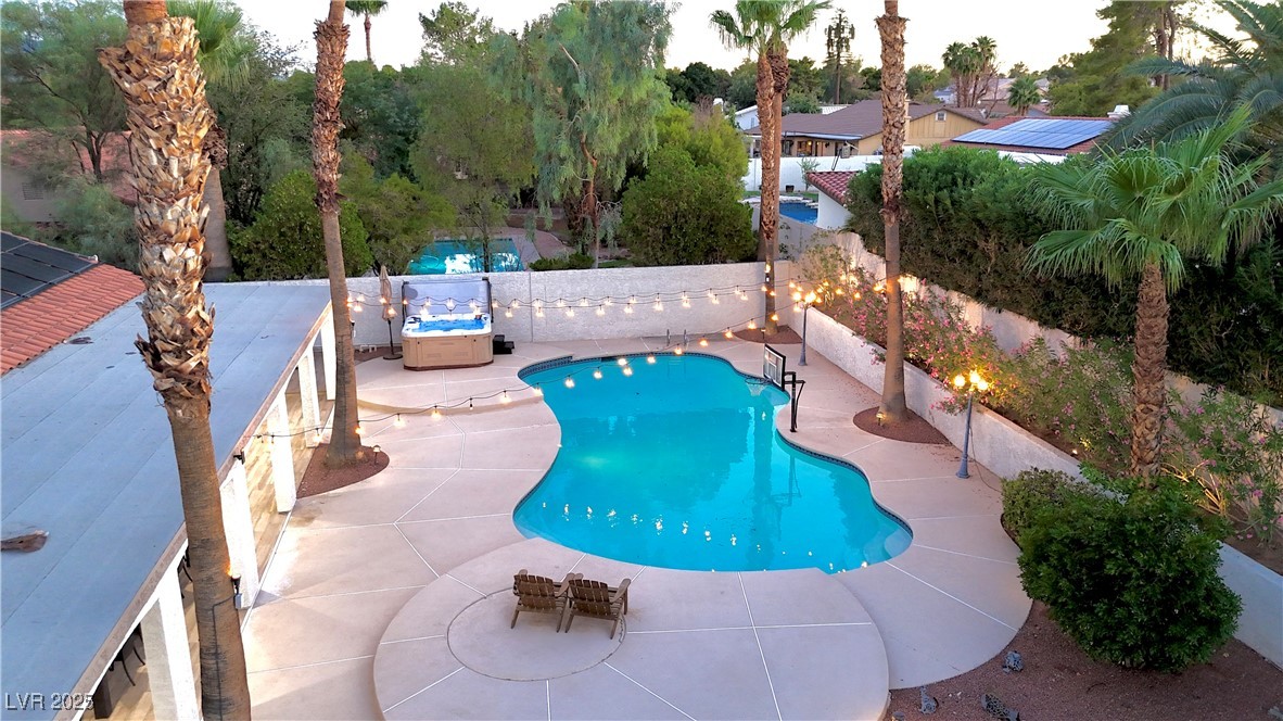 2250 Bowie Circle