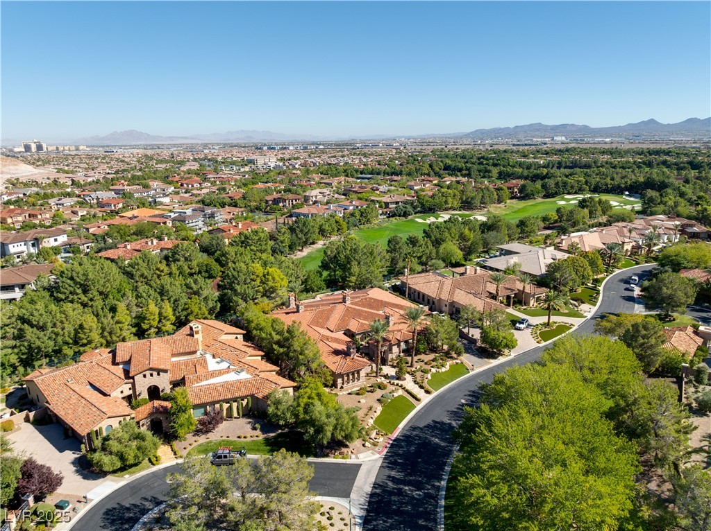 22 Castle Oaks Court