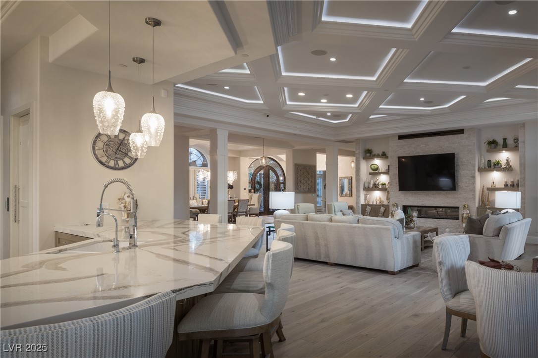 22 Castle Oaks Court