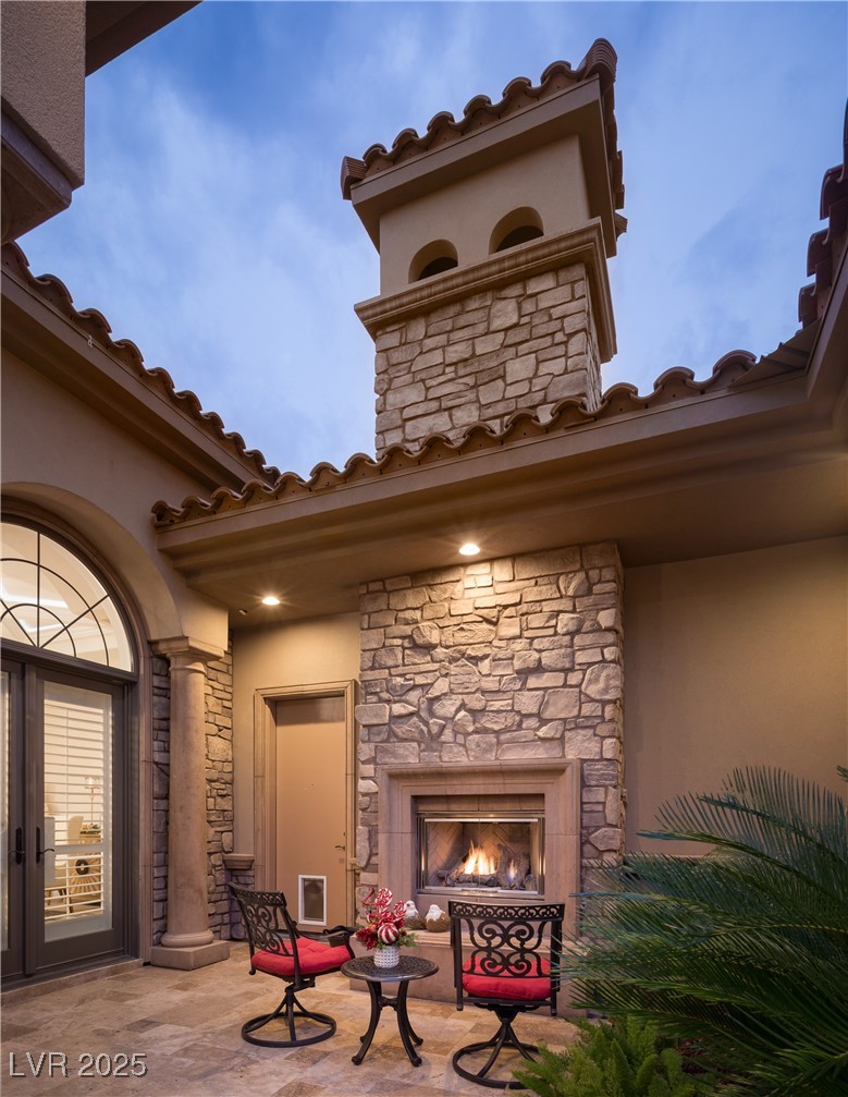 22 Castle Oaks Court