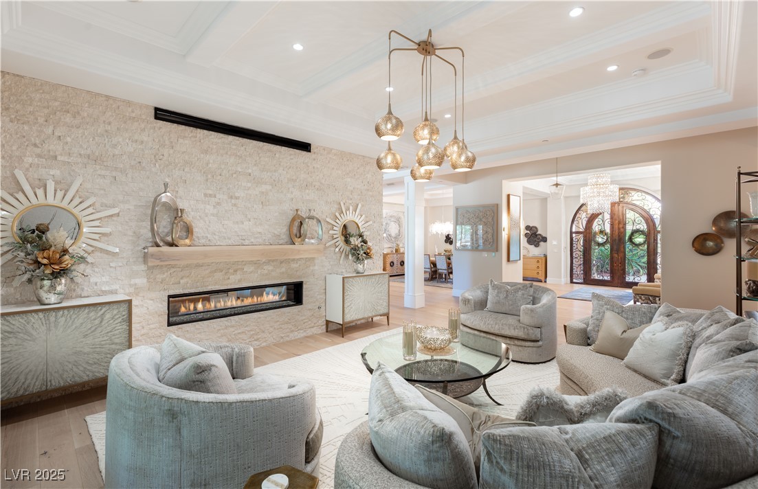 22 Castle Oaks Court