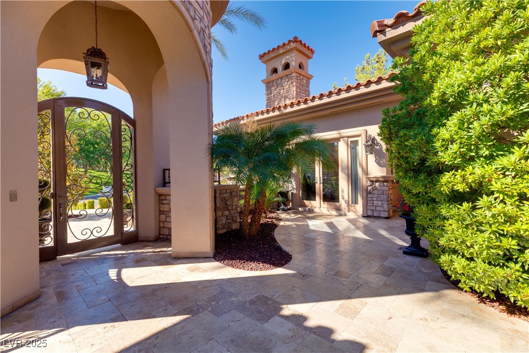 22 Castle Oaks Court