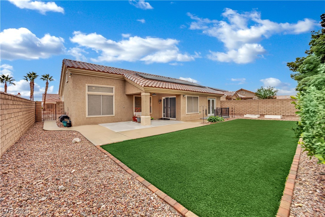 2409 Indigo Valley Street