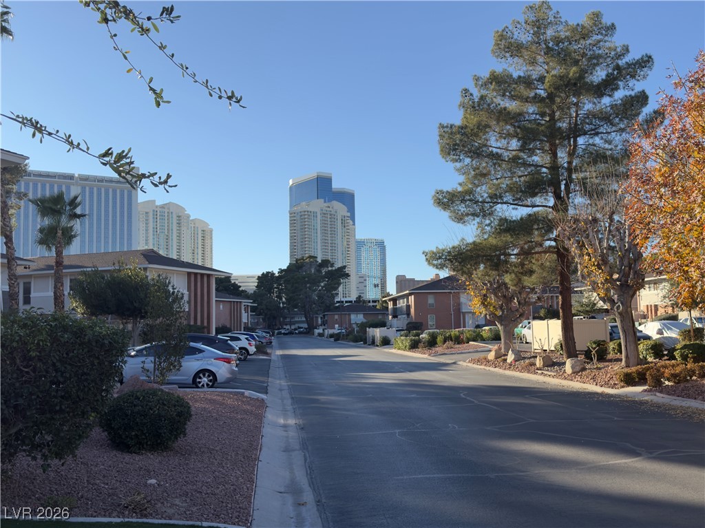 737 Oakmont Avenue 1202