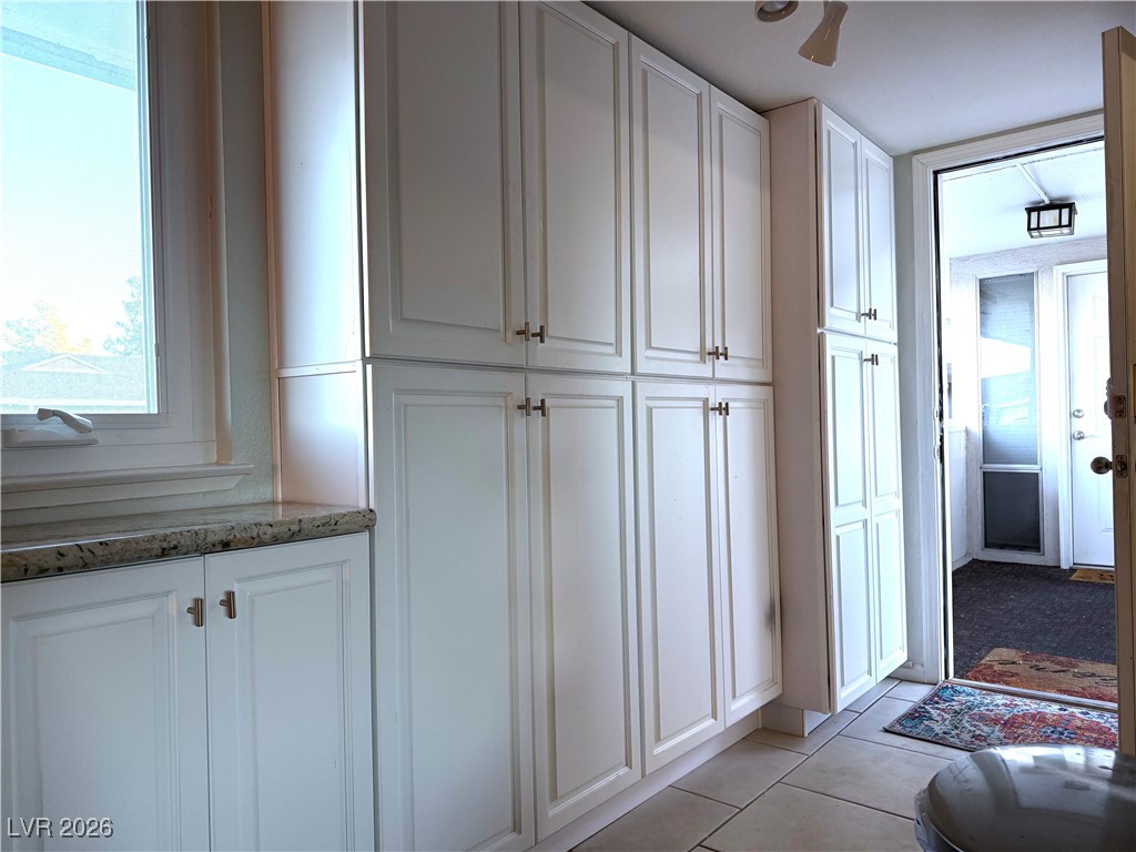 737 Oakmont Avenue 1202