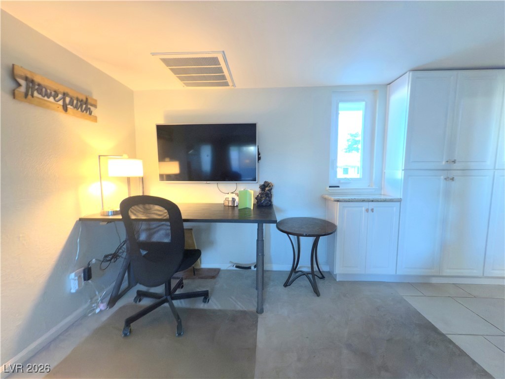 737 Oakmont Avenue 1202