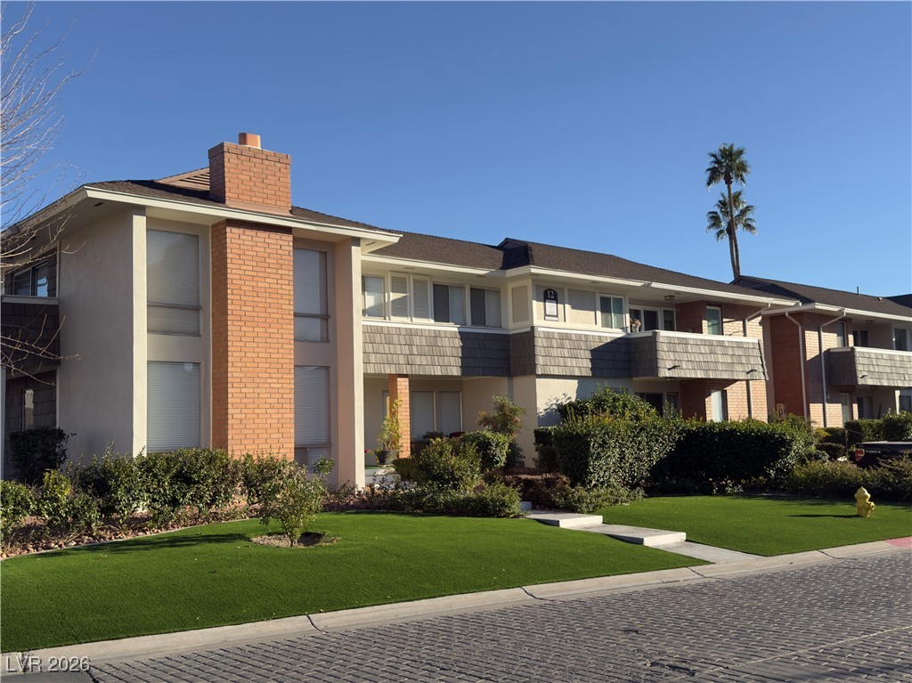 737 Oakmont Avenue 1202