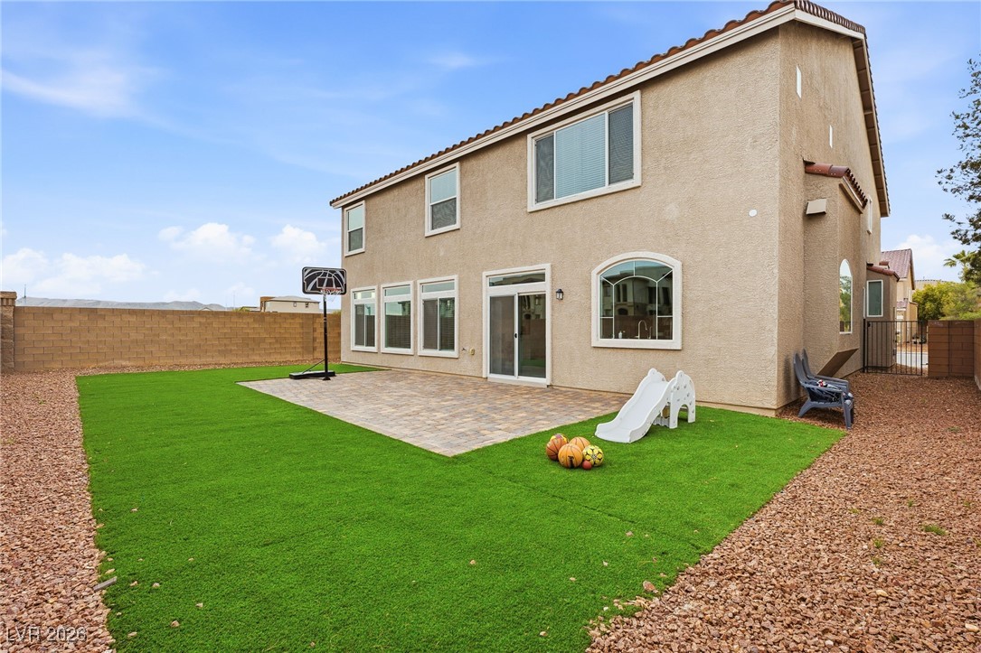 10048 Pipestone Street