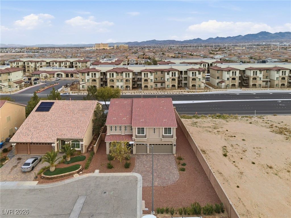 10048 Pipestone Street