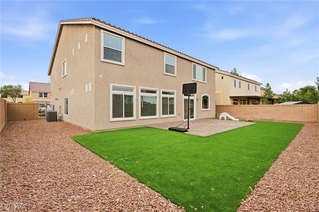 10048 Pipestone Street