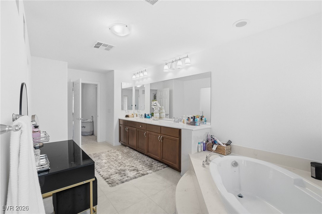 10048 Pipestone Street