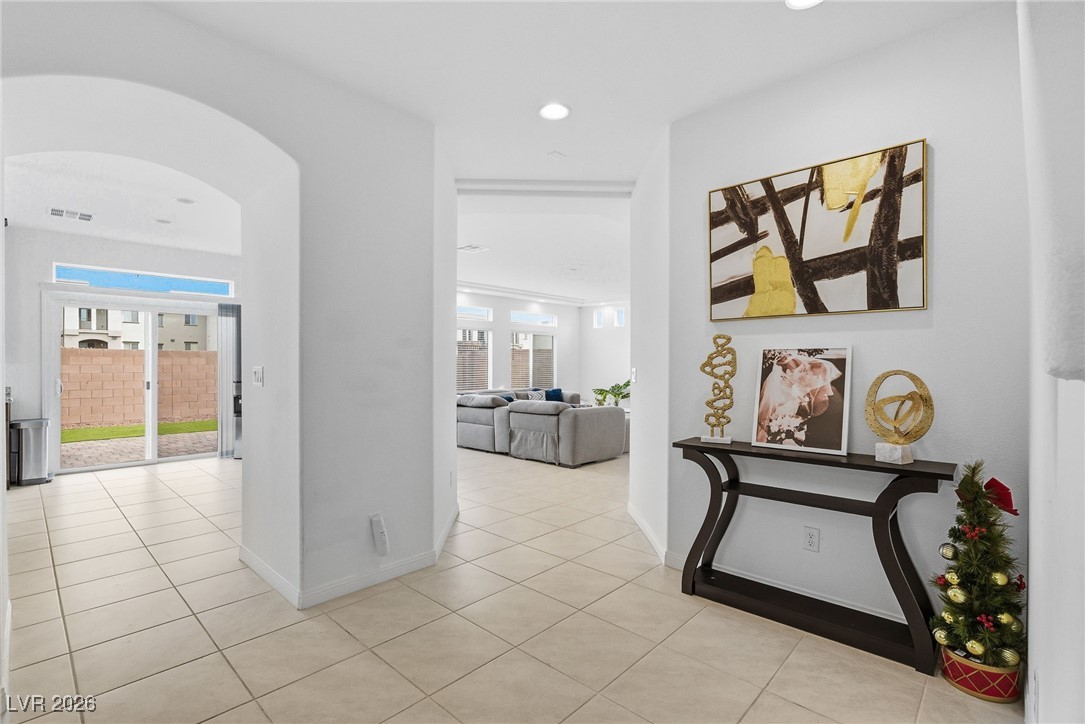 10048 Pipestone Street