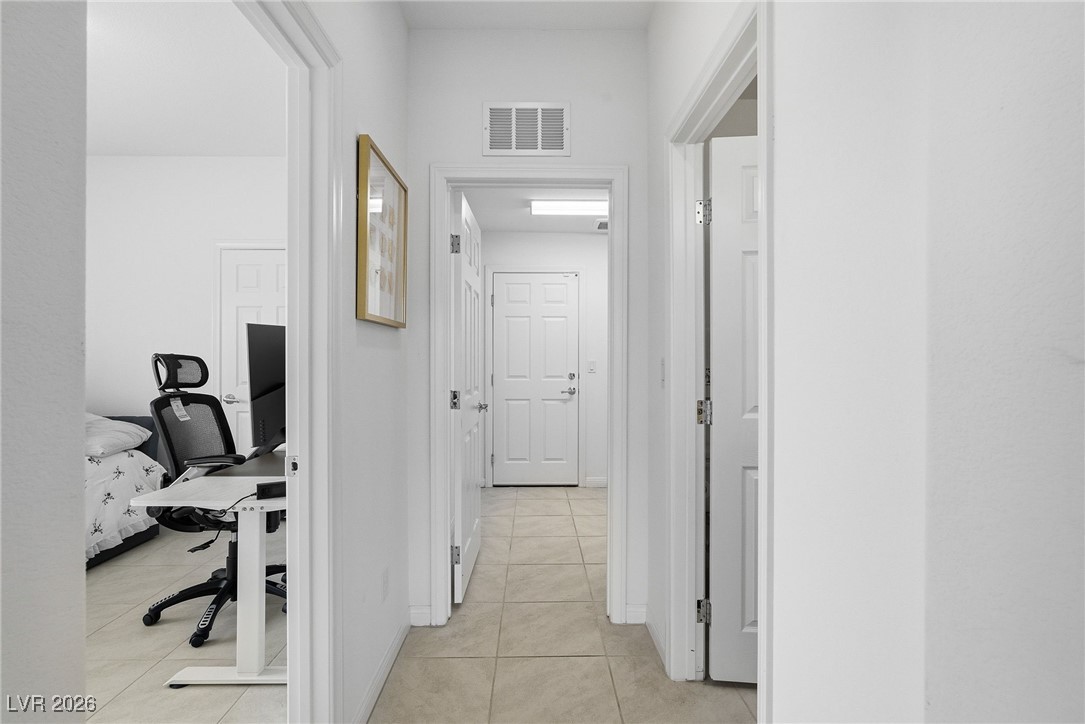 10048 Pipestone Street