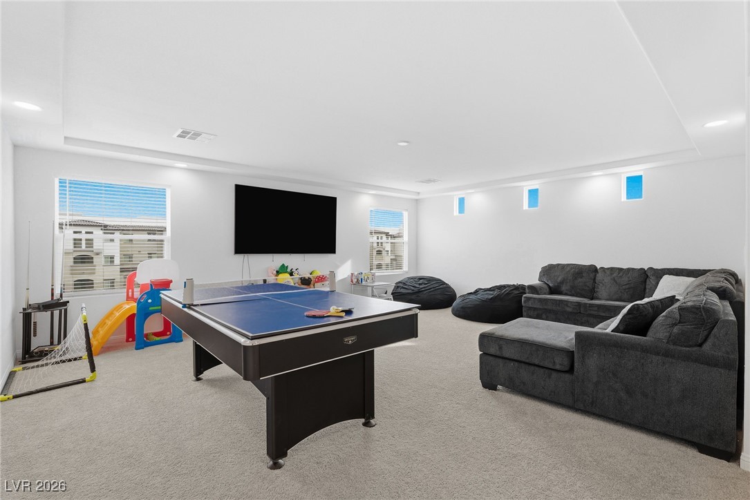 10048 Pipestone Street