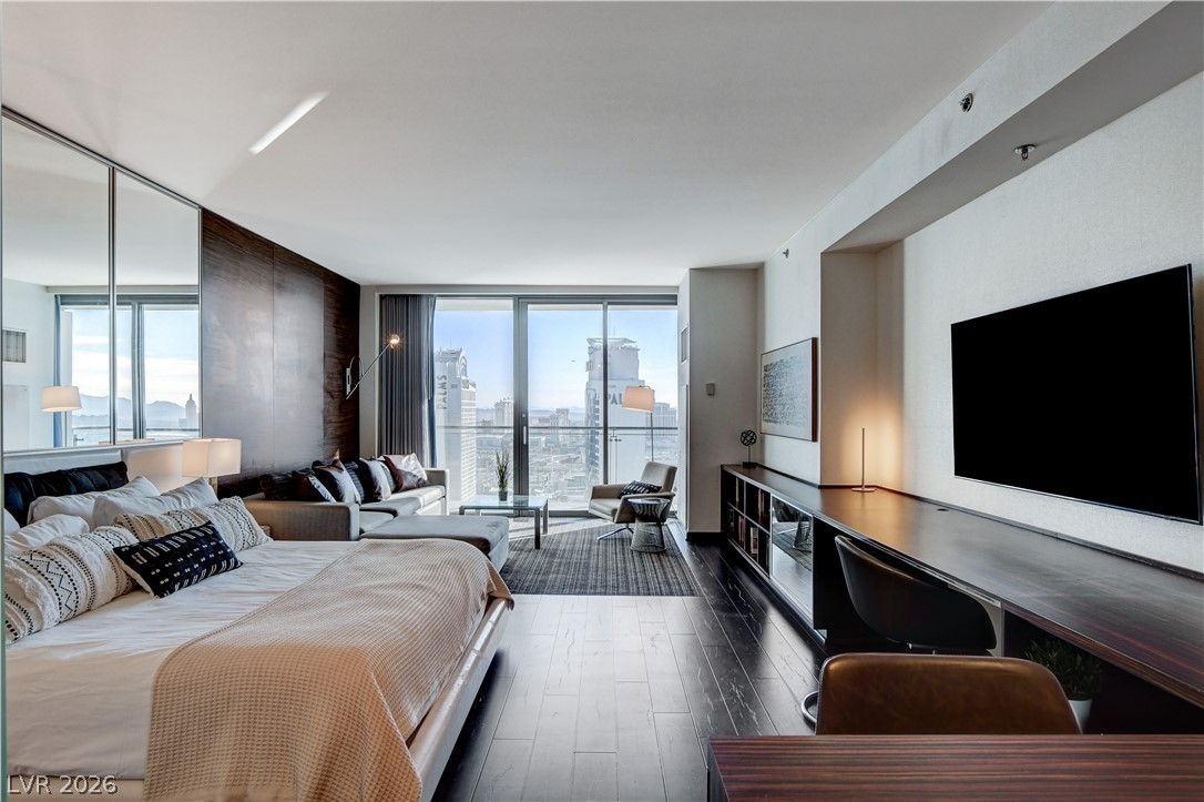 4381 West Flamingo Road 2920