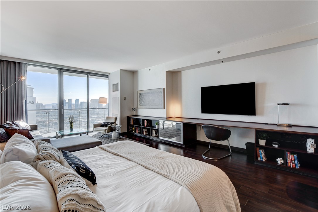 4381 West Flamingo Road 2920