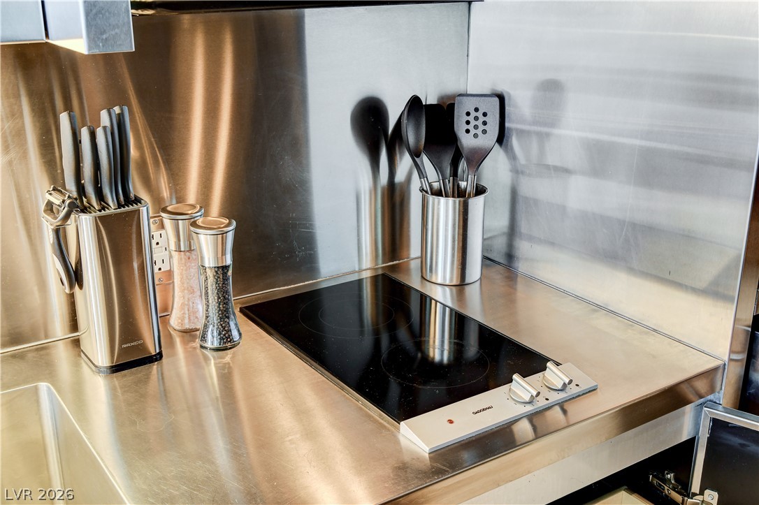 4381 West Flamingo Road 2920