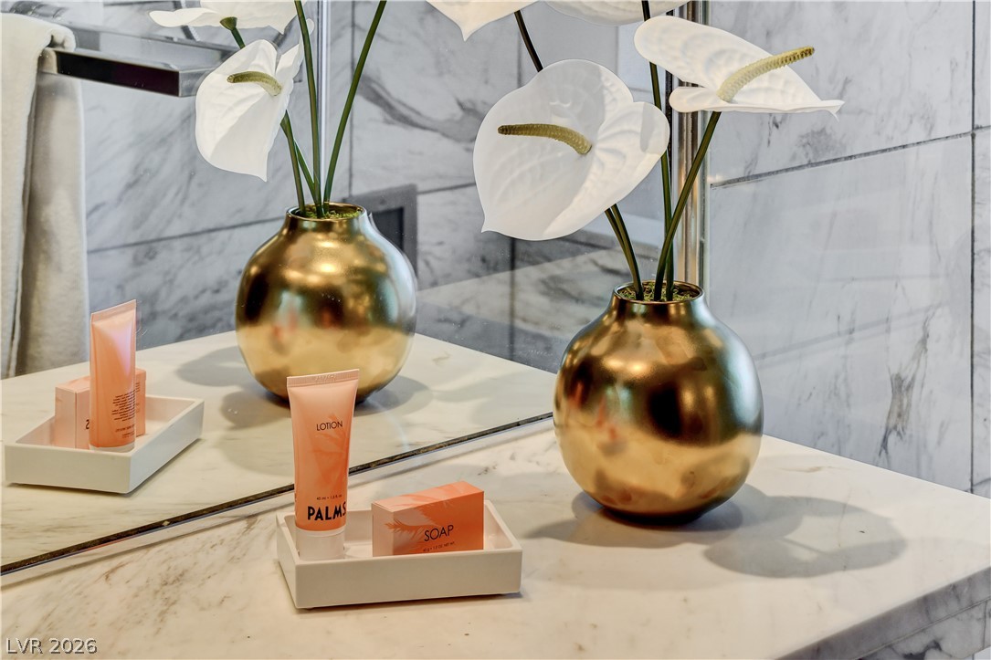 4381 West Flamingo Road 2920