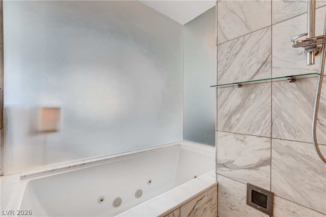 4381 West Flamingo Road 2920