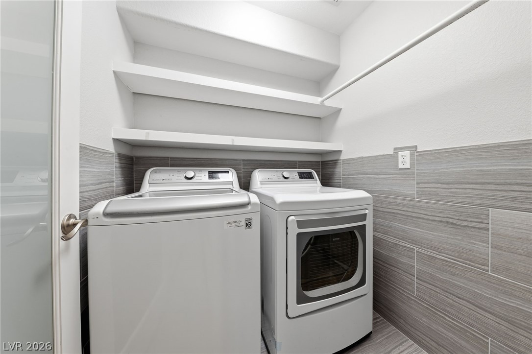 21 Woodcarver Street