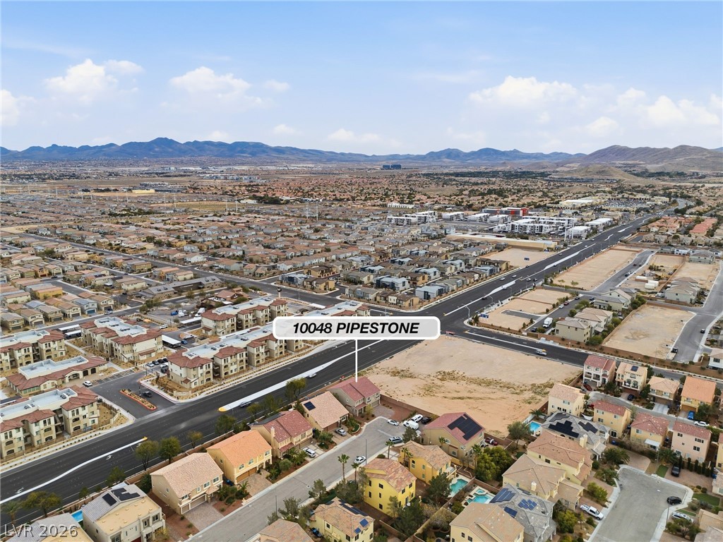 10048 Pipestone Street