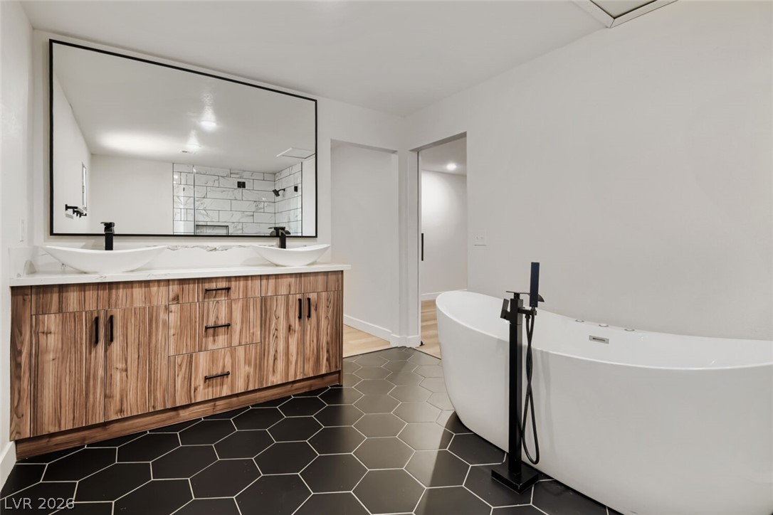 5631 Gilbert Lane