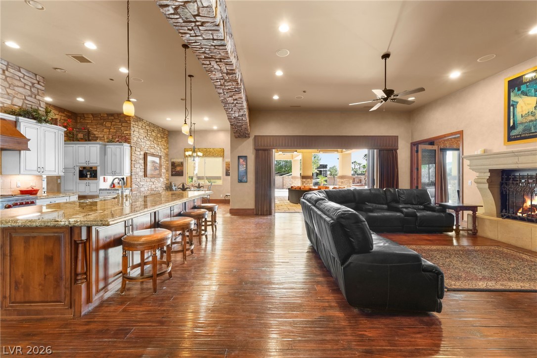 1065 Kratzer Circle