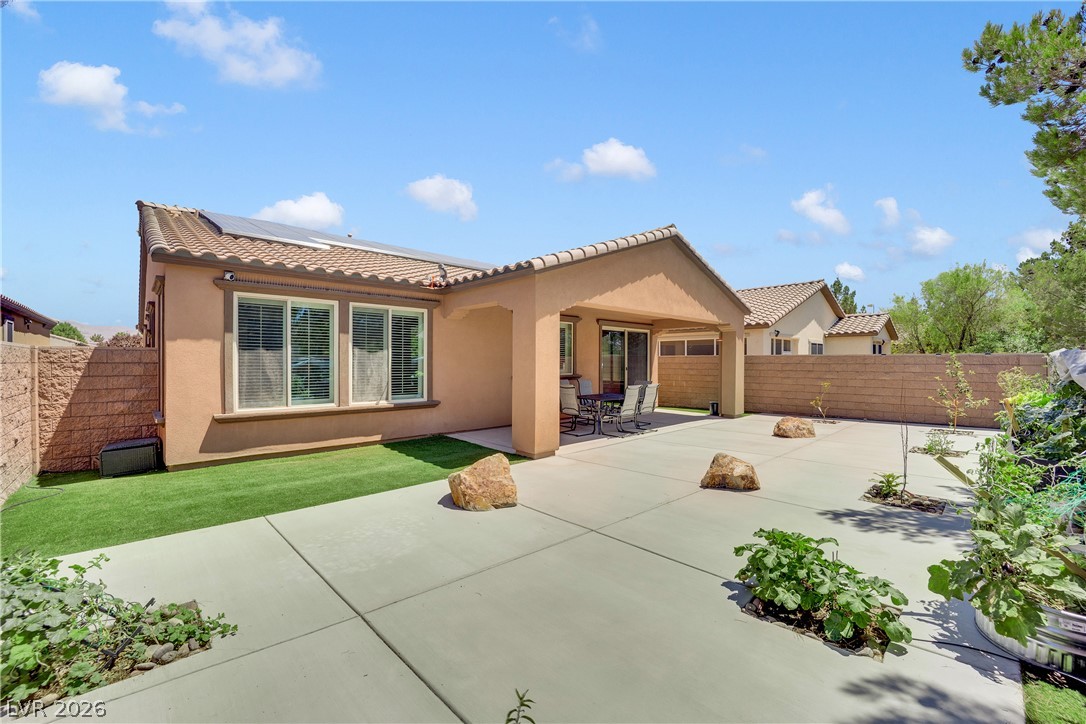 3829 Riviera Regal Avenue