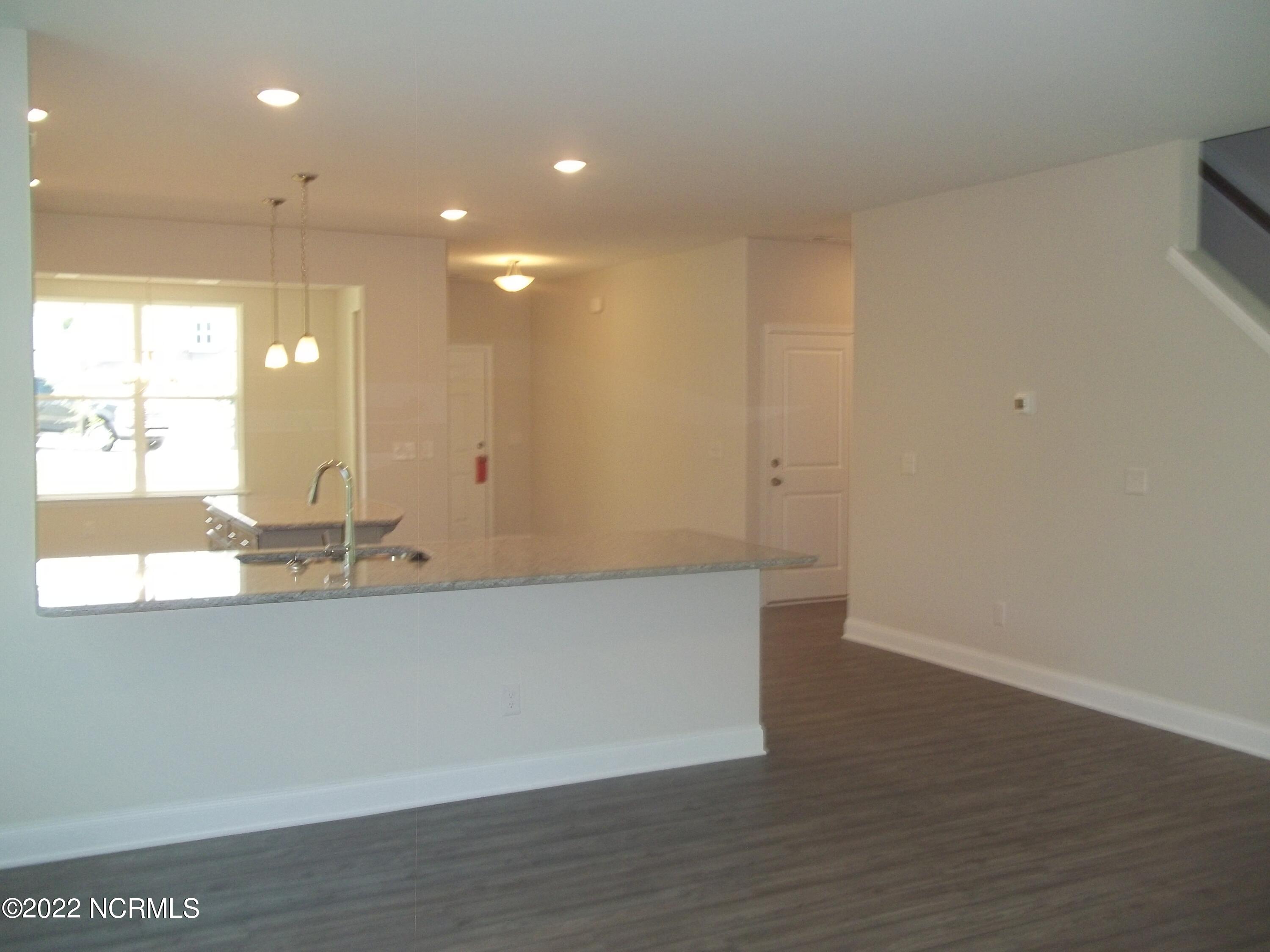 925 W W Arboria Drive