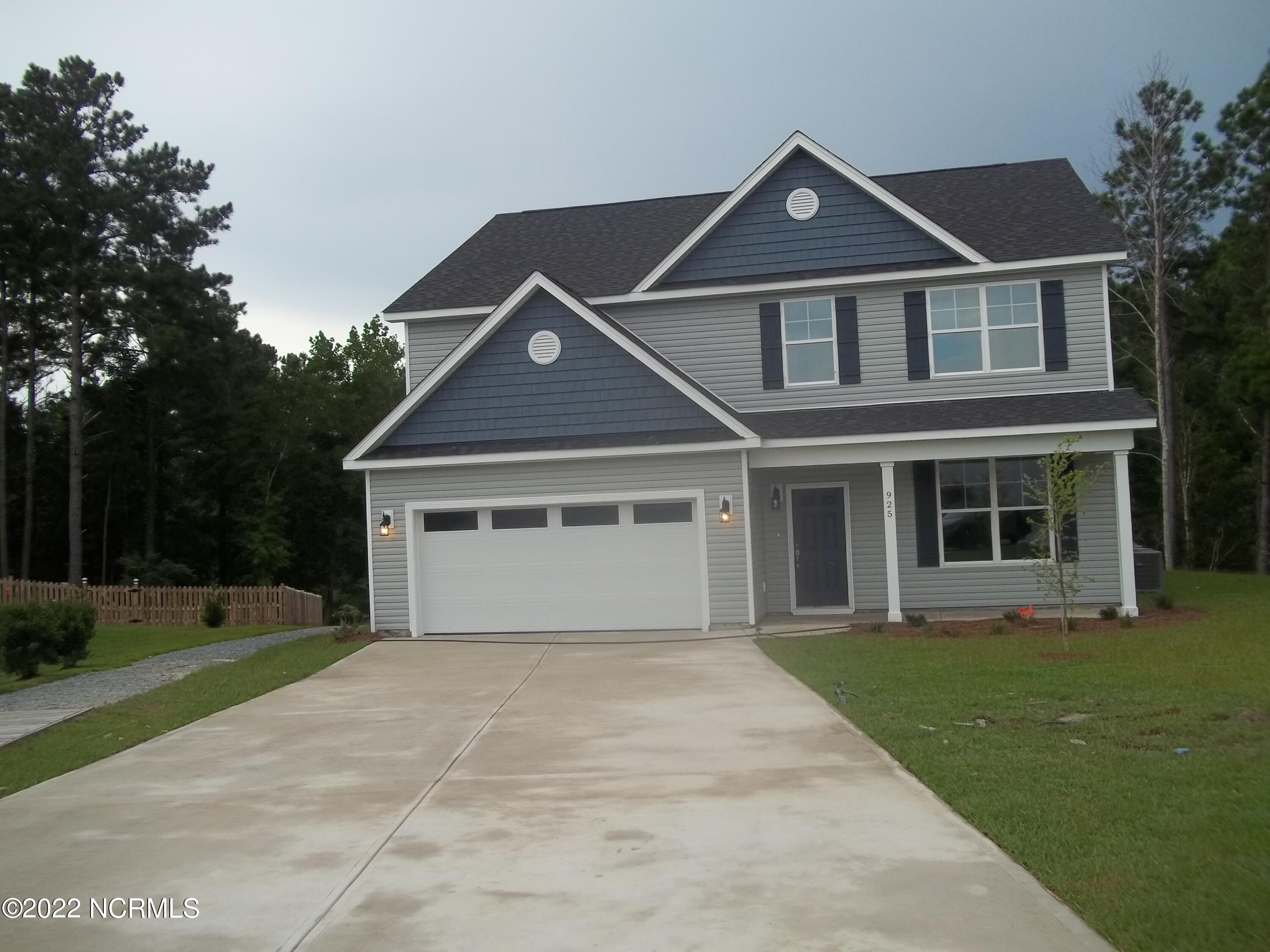 925 W W Arboria Drive