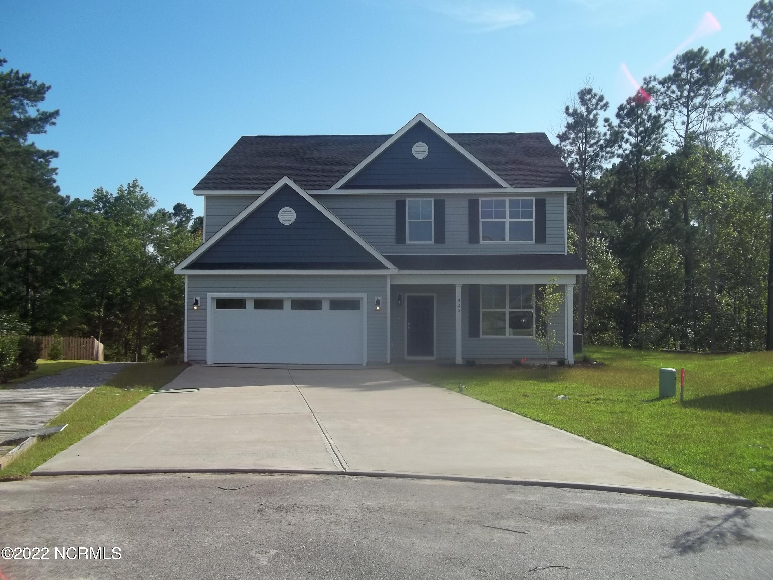 925 W W Arboria Drive
