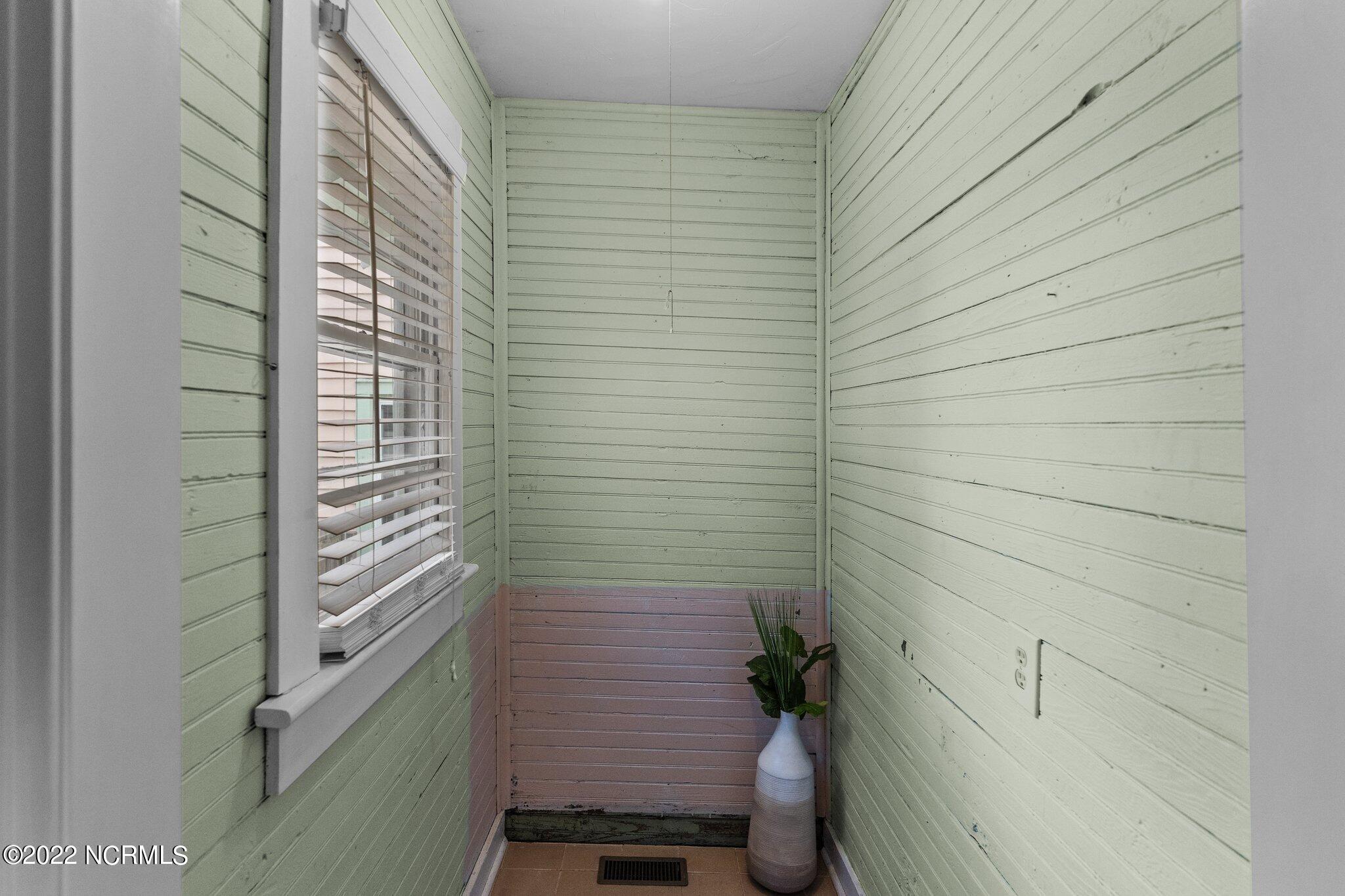 620 S 3rd Street