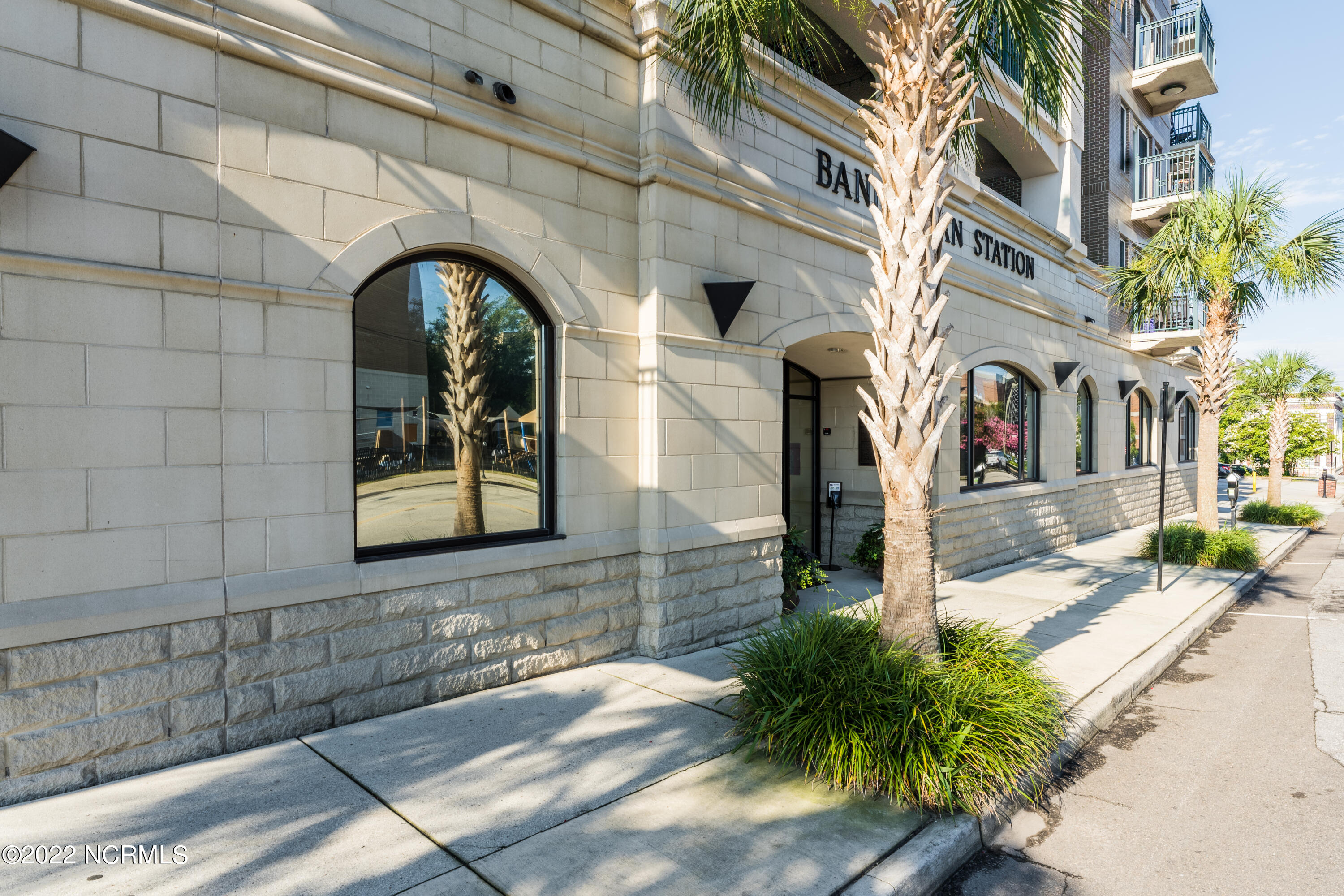 124 Walnut Street Unit: 304