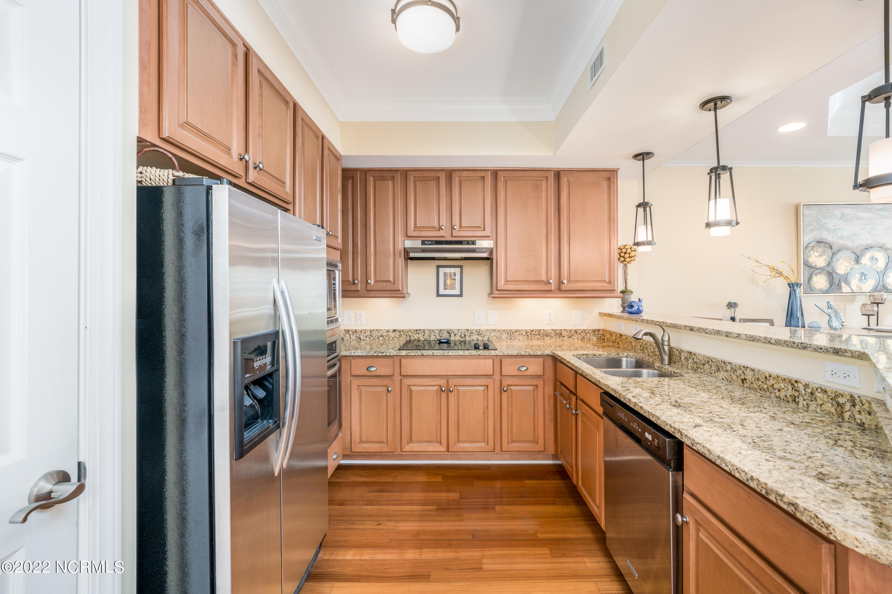 124 Walnut Street Unit: 304