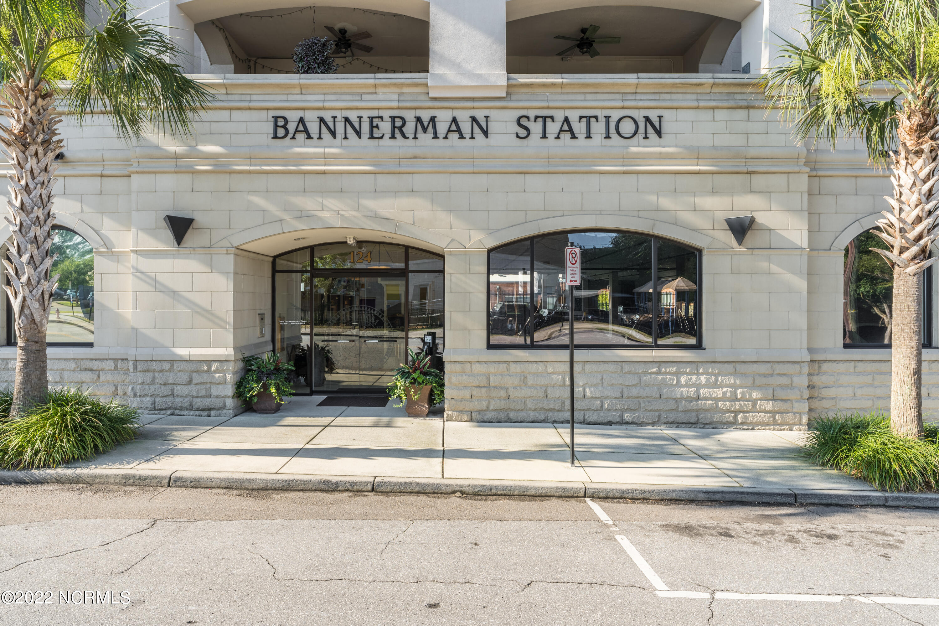 124 Walnut Street Unit: 304